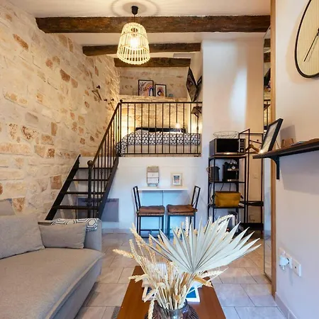 La Casita - Confort Et Design - Emplacement Parfait - Uzes, Pont Du Gard Apartment